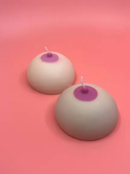 DOLUV SCENTED BOOBIE CANDLE